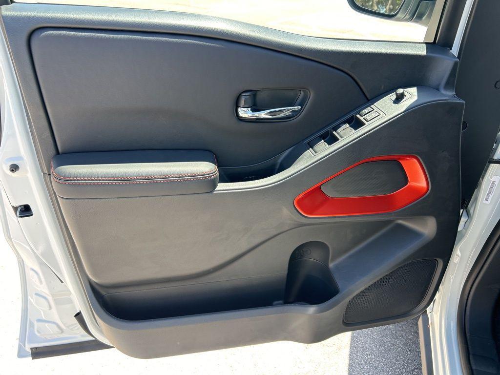 new 2025 Nissan Frontier car, priced at $41,850