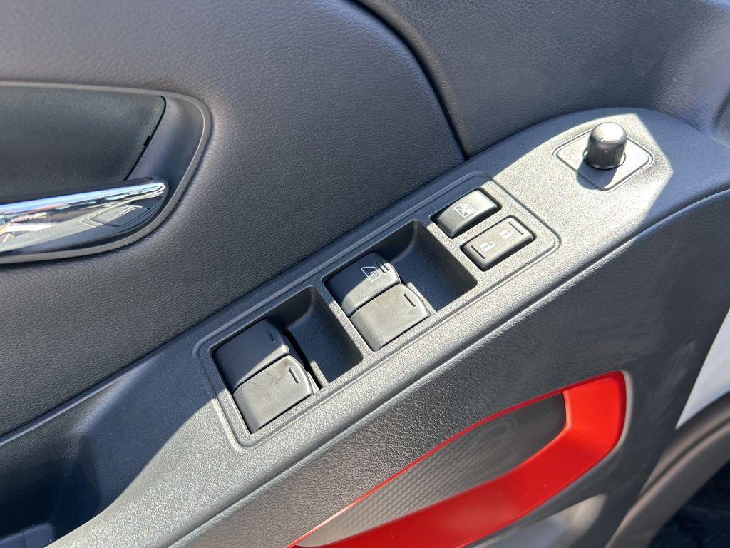 new 2025 Nissan Frontier car, priced at $41,850