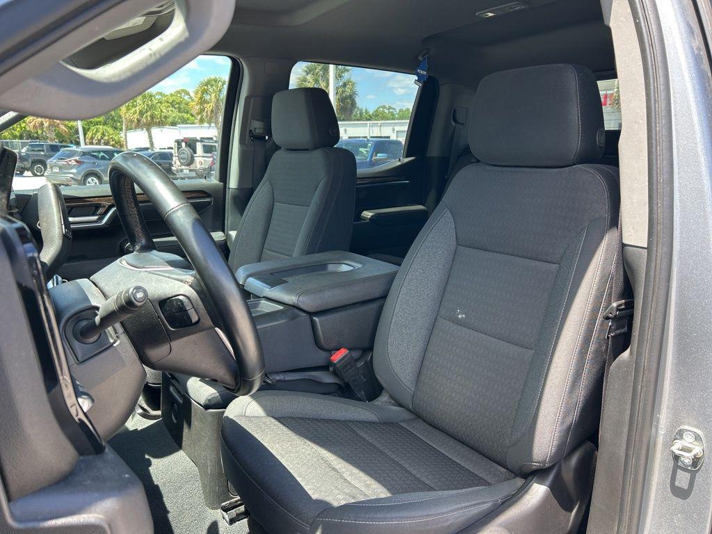 used 2023 GMC Sierra 1500 car, priced at $36,498