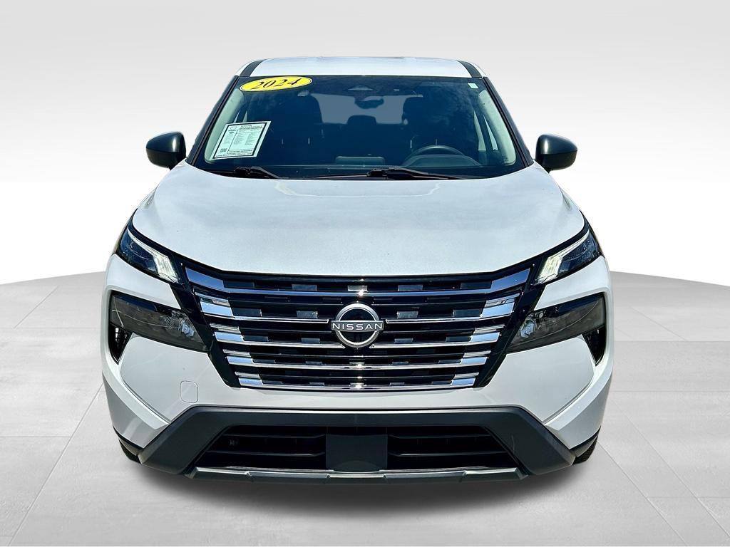 used 2024 Nissan Rogue car, priced at $18,998
