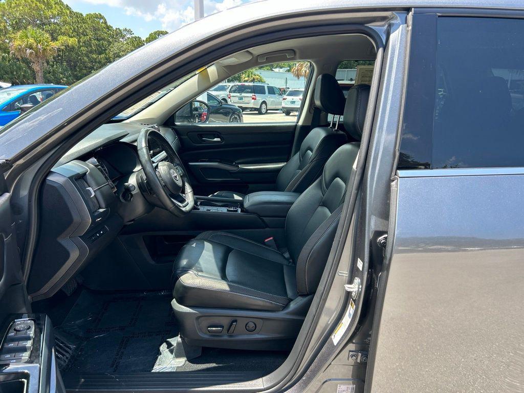 used 2024 Nissan Pathfinder car, priced at $36,598