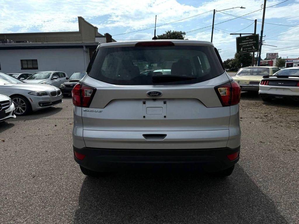 2019 Ingot Silver Metallic Ford Escape