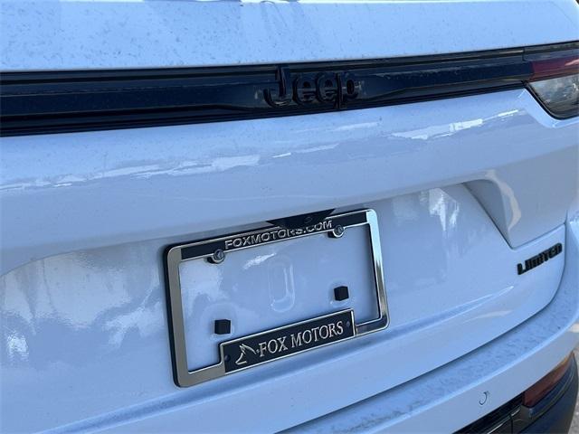 new 2025 Jeep Grand Cherokee car, priced at $47,797