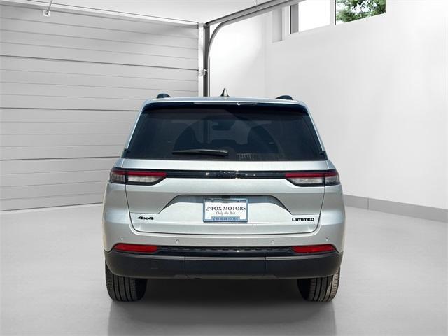 new 2025 Jeep Grand Cherokee car, priced at $48,333