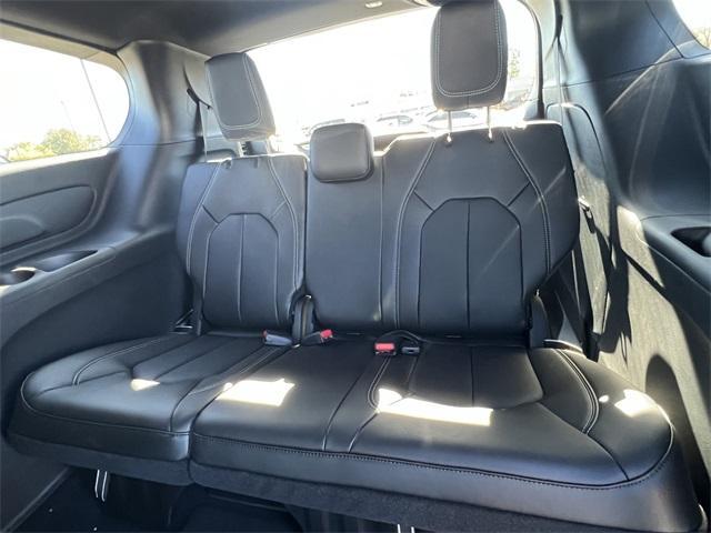 new 2026 Chrysler Pacifica car, priced at $40,567