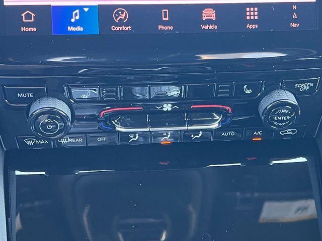 new 2025 Jeep Grand Cherokee car, priced at $46,333