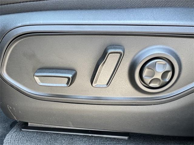 new 2025 Jeep Grand Cherokee car, priced at $48,333