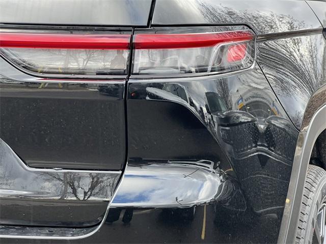 new 2025 Jeep Grand Cherokee car, priced at $49,722