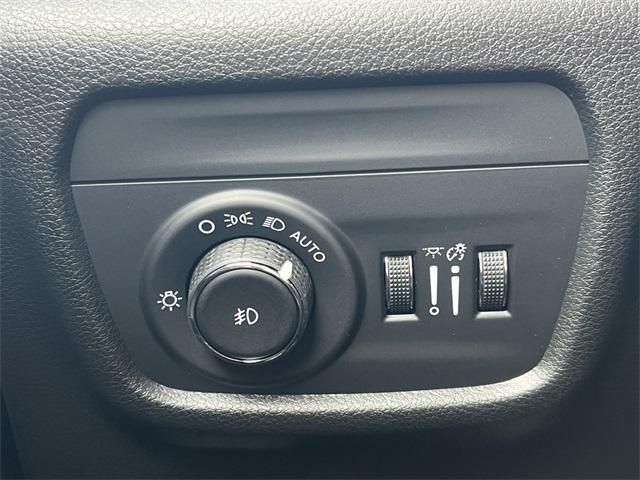 used 2025 Jeep Grand Cherokee L car, priced at $50,133