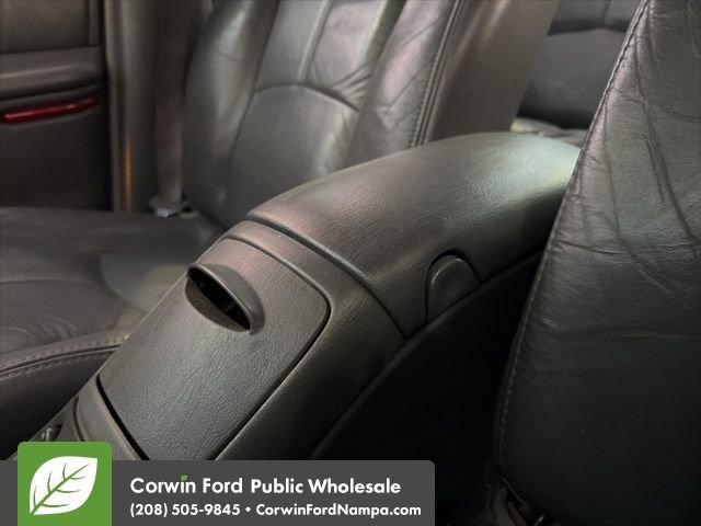 used 2002 Buick Regal car, priced at $3,499