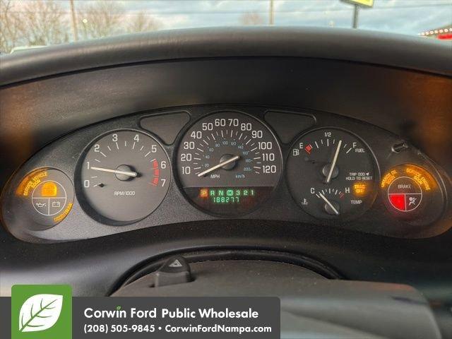 used 2002 Buick Regal car, priced at $3,499