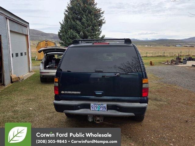 used 2006 Chevrolet Suburban car, priced at $5,500