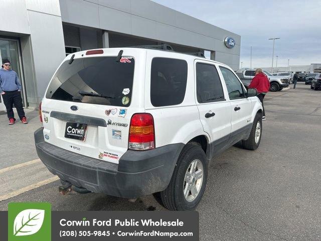 used 2006 Ford Escape car, priced at $5,999