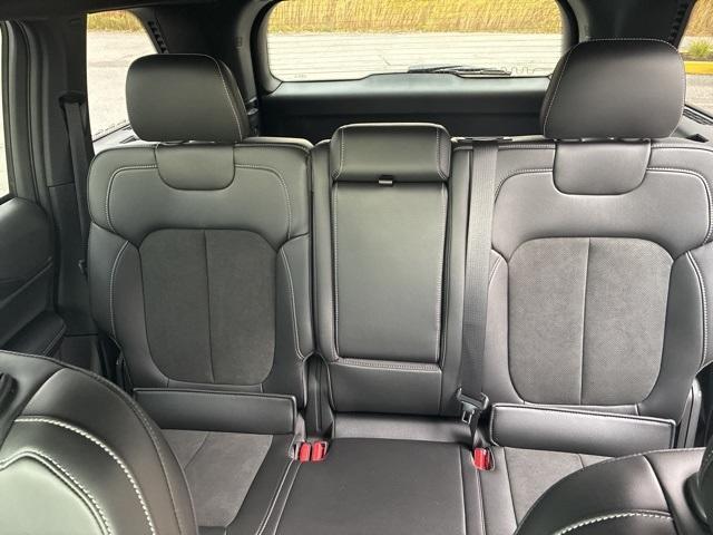 new 2025 Jeep Grand Cherokee car, priced at $44,409