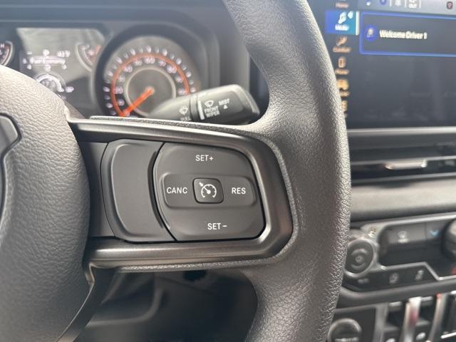 new 2026 Jeep Wrangler car, priced at $39,166