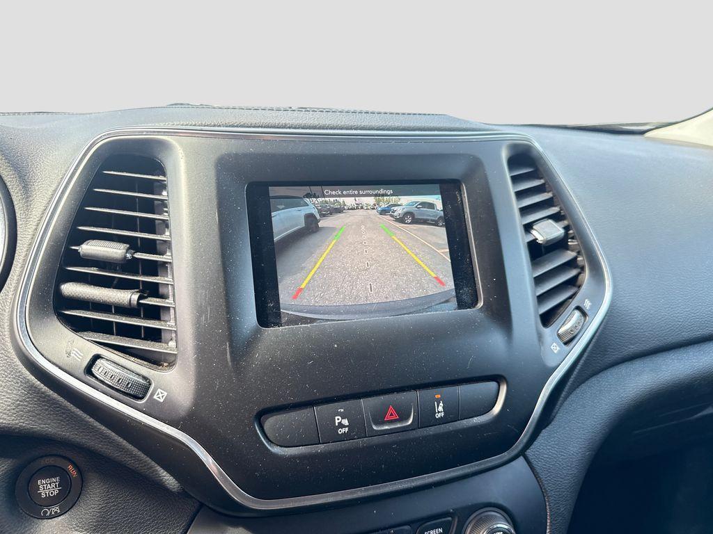 used 2021 Jeep Cherokee car, priced at $18,164