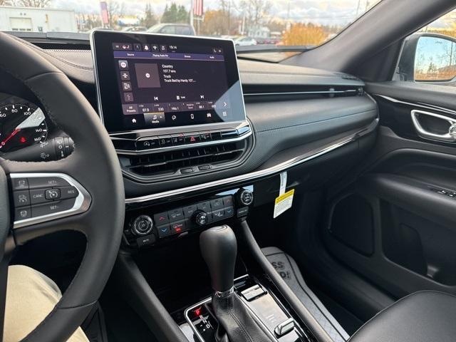 new 2026 Jeep Compass car, priced at $36,316