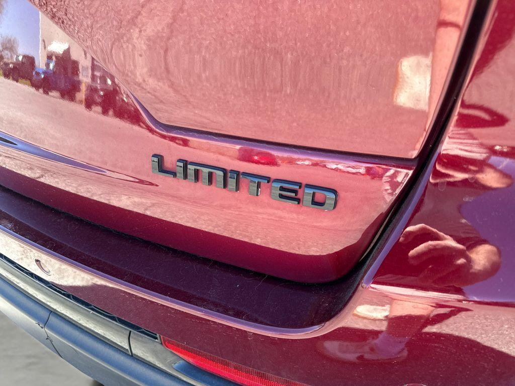 used 2023 Jeep Grand Cherokee car, priced at $33,675
