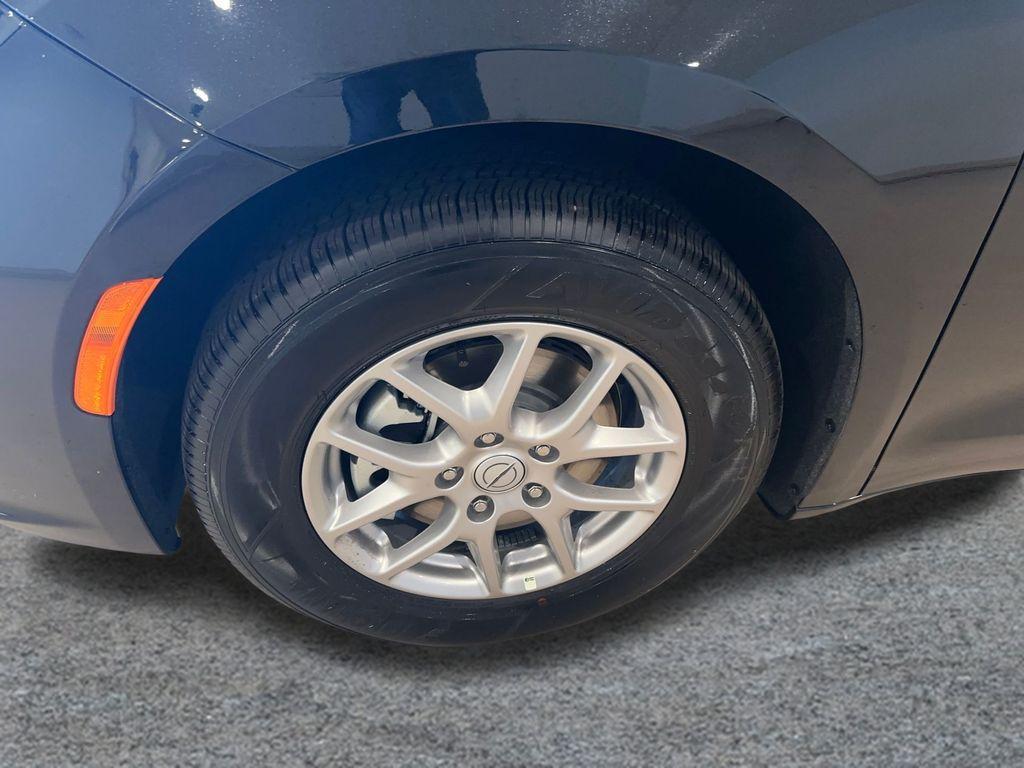 used 2026 Chrysler Pacifica car, priced at $37,999