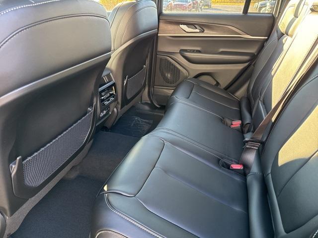 new 2025 Jeep Grand Cherokee car, priced at $52,399