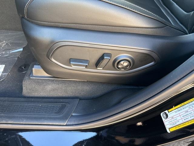 new 2025 Jeep Grand Cherokee car, priced at $52,399