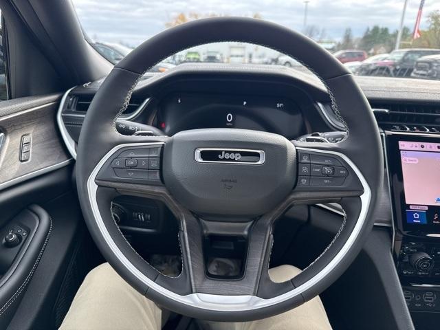 new 2025 Jeep Grand Cherokee car, priced at $51,015