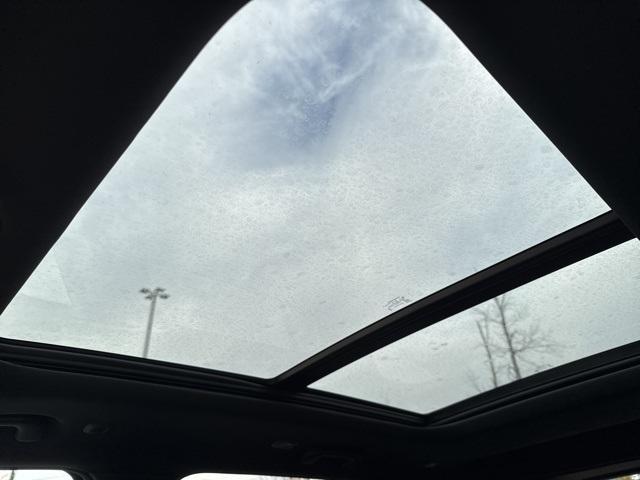 new 2025 Jeep Grand Cherokee car, priced at $51,015