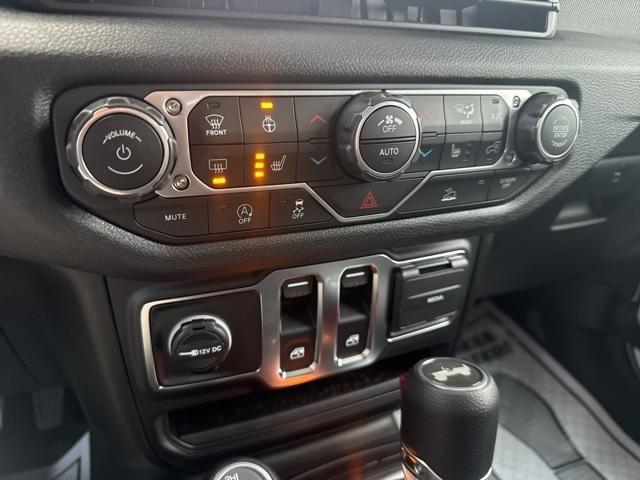 new 2026 Jeep Wrangler car, priced at $45,422