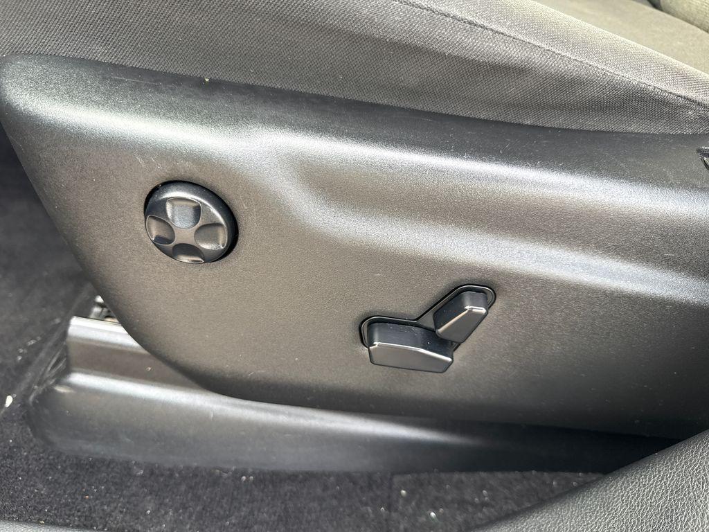 used 2021 Jeep Grand Cherokee car, priced at $20,500