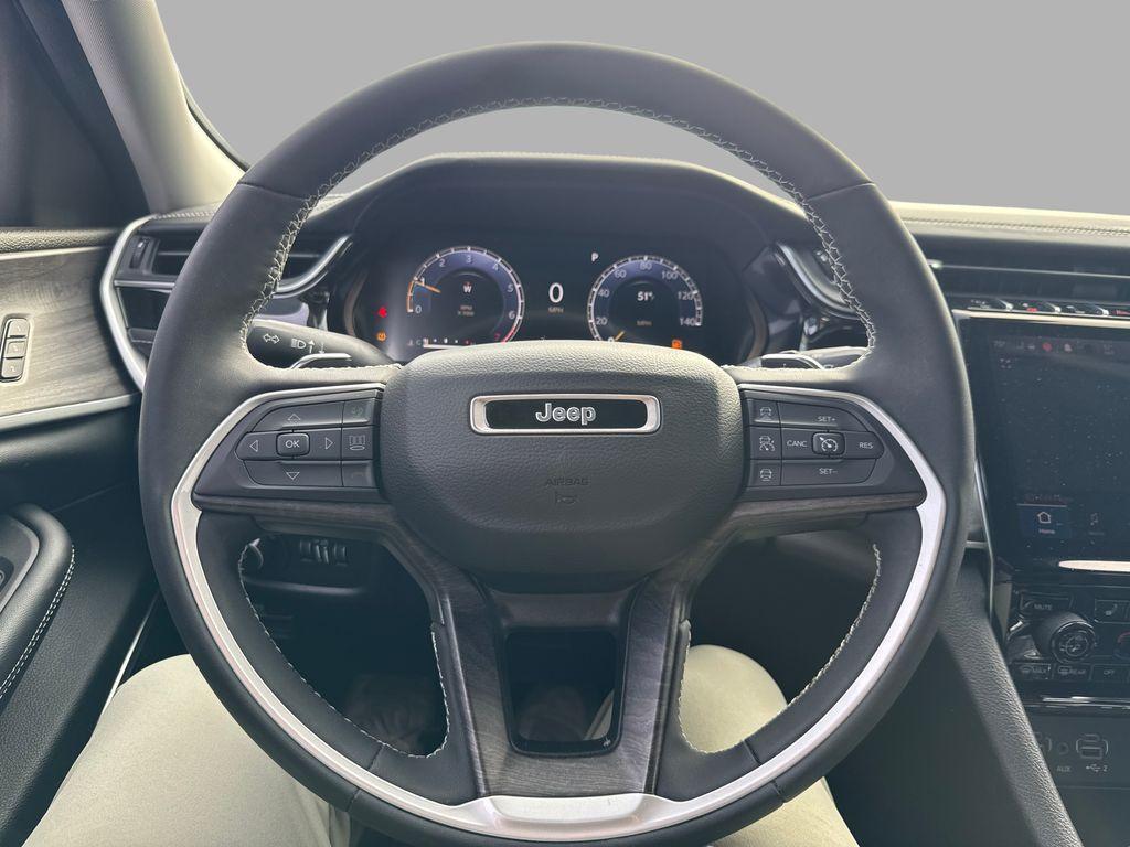used 2023 Jeep Grand Cherokee car, priced at $32,174