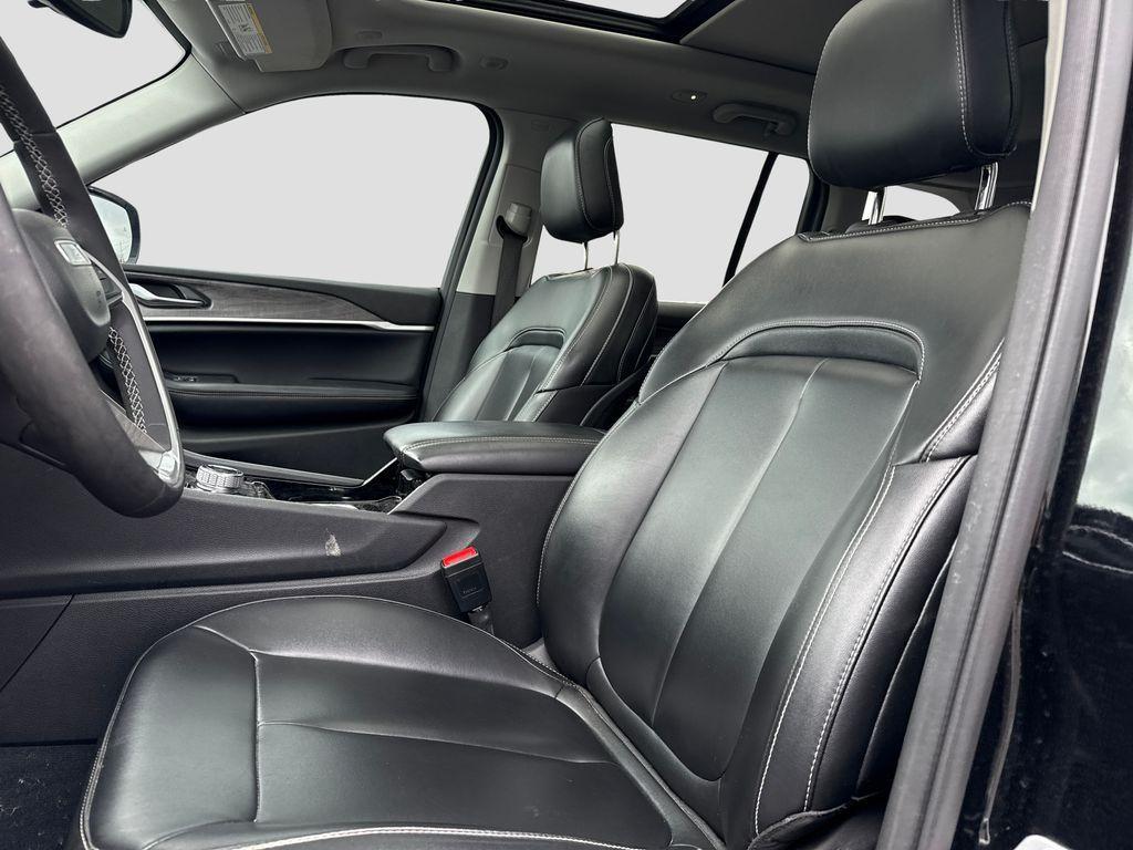 used 2023 Jeep Grand Cherokee 4xe car, priced at $28,286