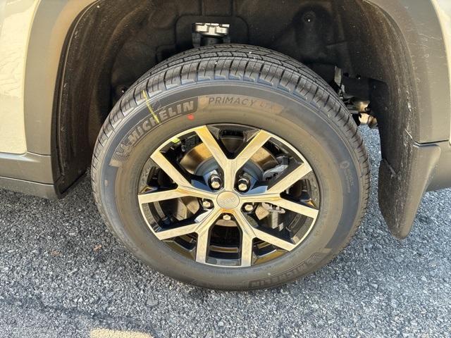 new 2025 Jeep Grand Cherokee car, priced at $46,475