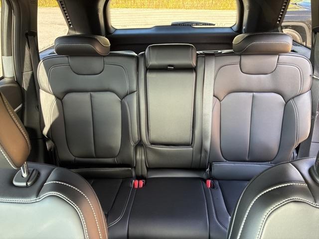 new 2025 Jeep Grand Cherokee car, priced at $46,475