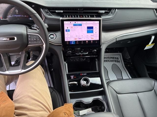 new 2025 Jeep Grand Cherokee car, priced at $51,533