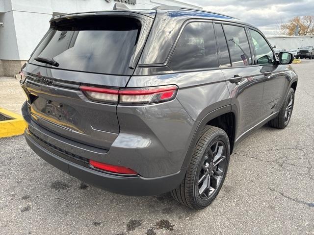 new 2025 Jeep Grand Cherokee car, priced at $51,533