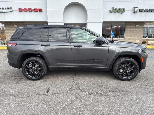 new 2025 Jeep Grand Cherokee car, priced at $51,533