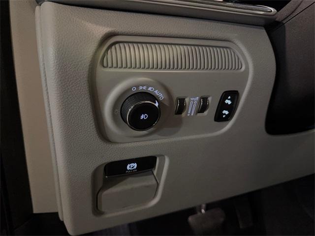 used 2022 Jeep Wagoneer car, priced at $43,500