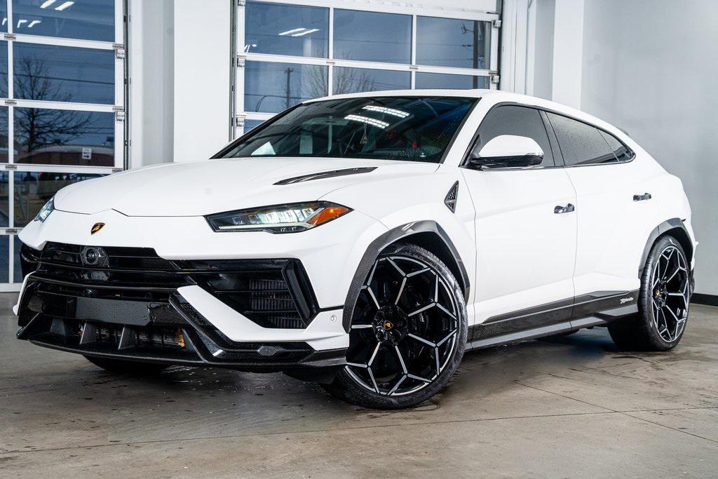 used 2024 Lamborghini Urus car, priced at $299,999