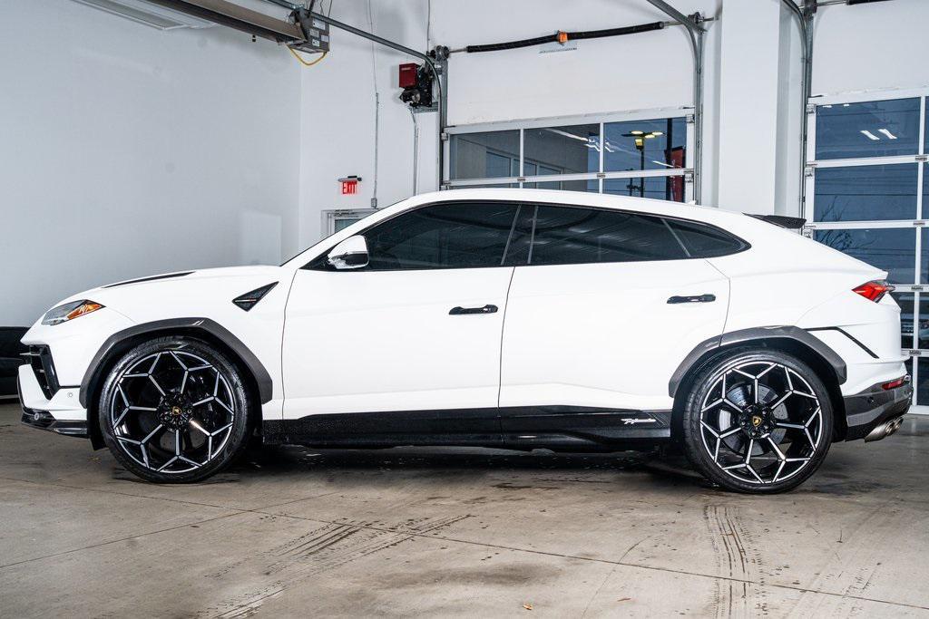 used 2024 Lamborghini Urus car, priced at $299,999