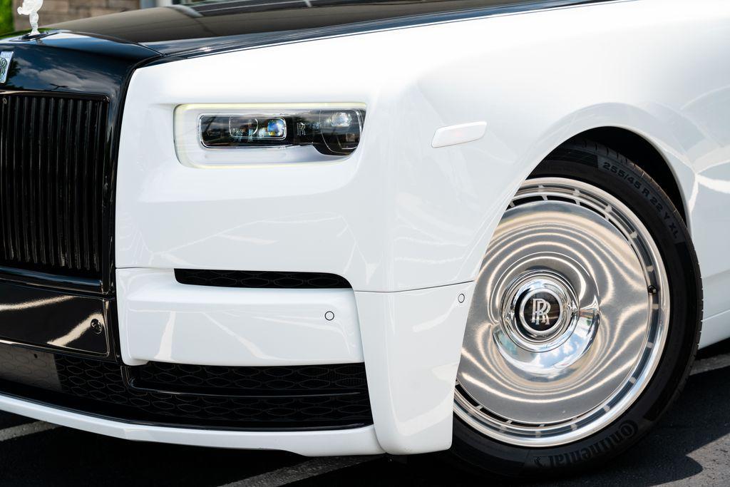 used 2019 Rolls-Royce Phantom car, priced at $286,393