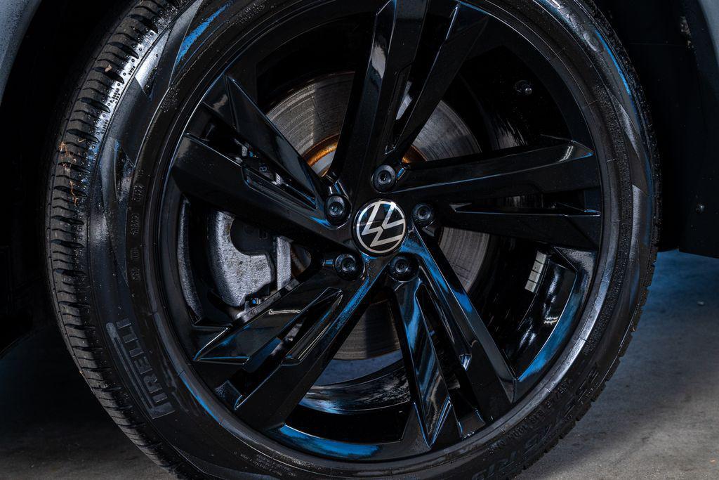 used 2023 Volkswagen Tiguan car, priced at $25,999