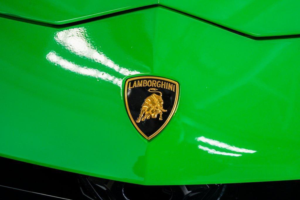 used 2023 Lamborghini Urus car, priced at $269,899