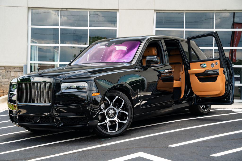 used 2022 Rolls-Royce Cullinan car, priced at $351,384