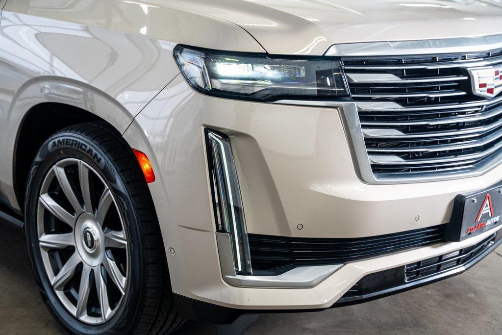 used 2021 Cadillac Escalade ESV car, priced at $55,999