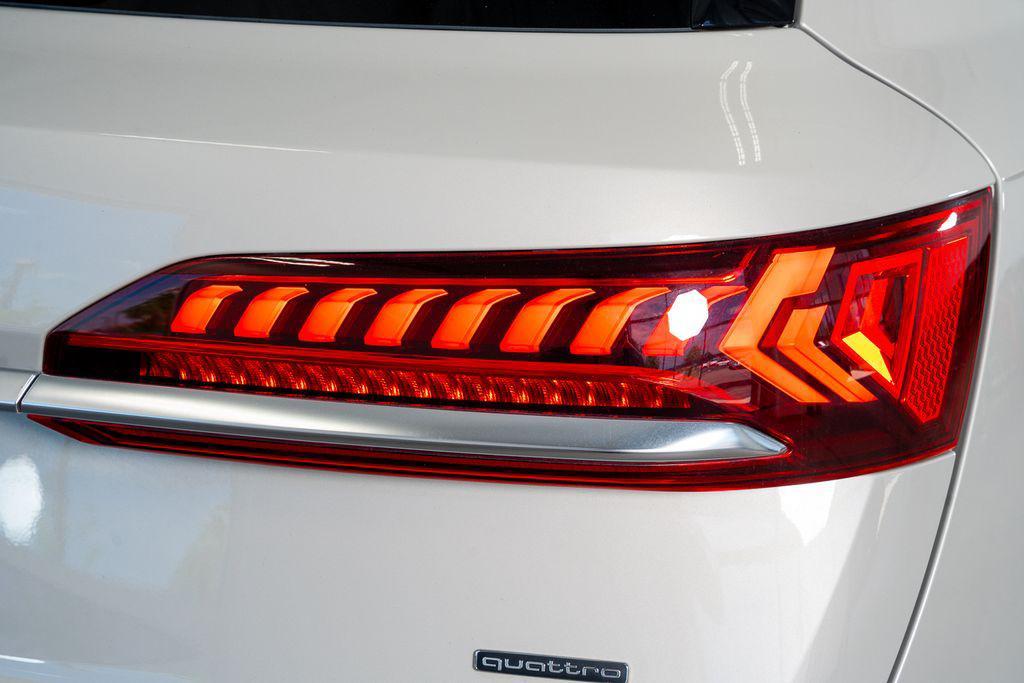 used 2023 Audi Q7 car, priced at $39,999
