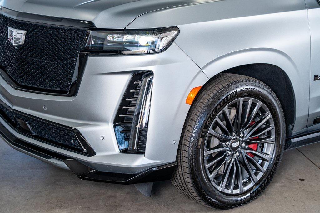 used 2023 Cadillac Escalade ESV car, priced at $113,999