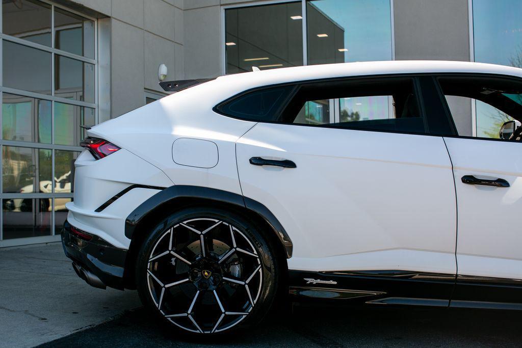 used 2024 Lamborghini Urus car, priced at $284,999