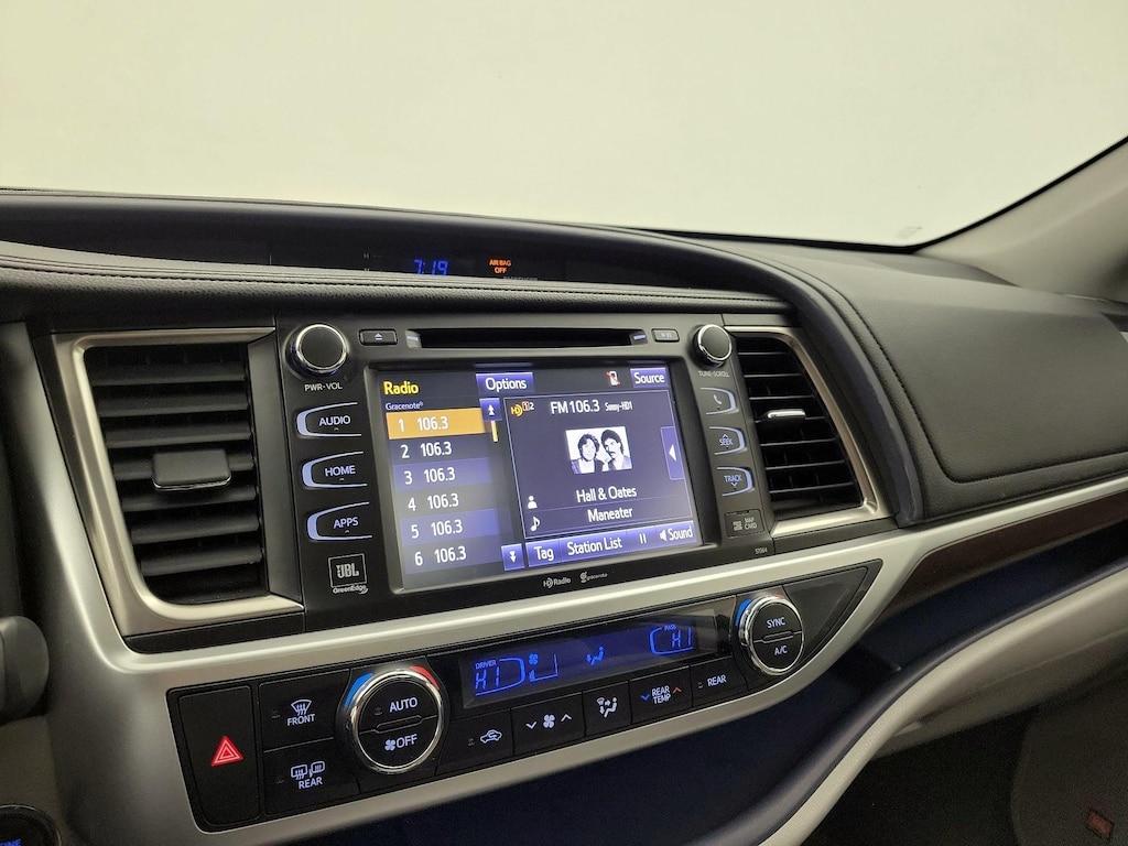 used 2015 Toyota Highlander car, priced at $24,998