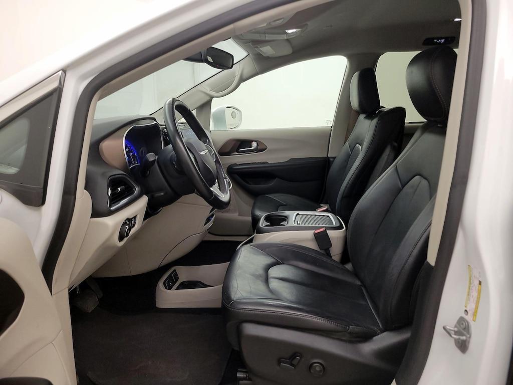 used 2018 Chrysler Pacifica car, priced at $20,998