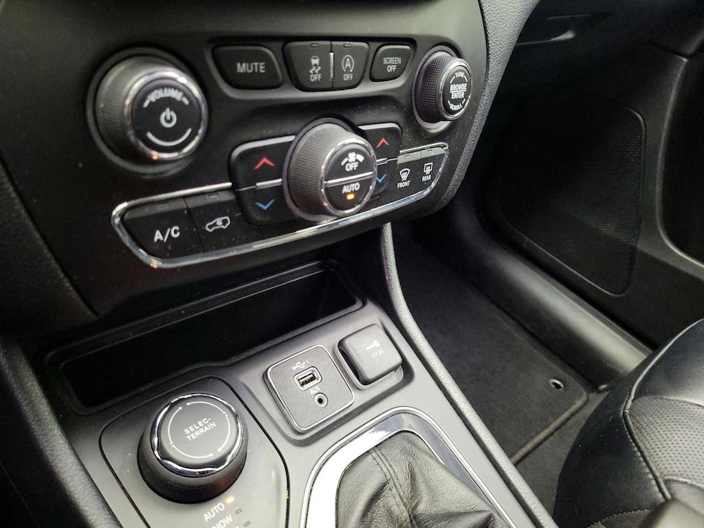 used 2022 Jeep Cherokee car, priced at $25,998